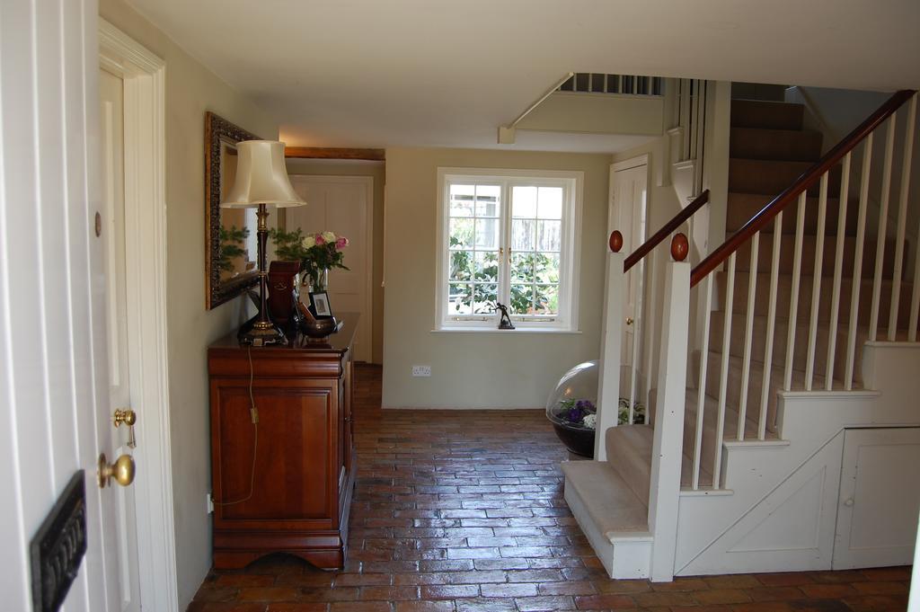 Pickwick House Bed and Breakfast Stoke by Clare Exterior foto